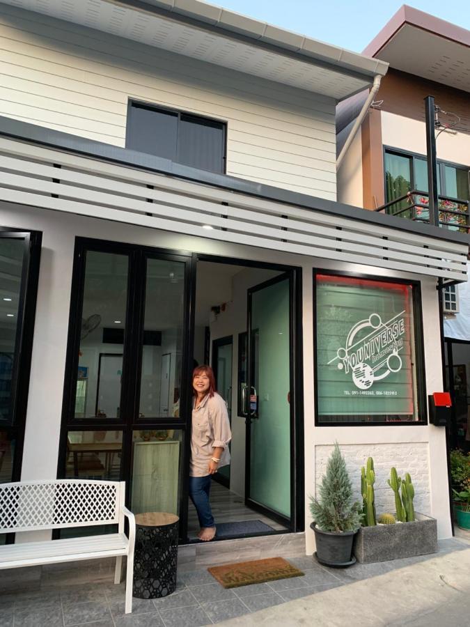 Youniverse Homestay Чиангмай Екстериор снимка